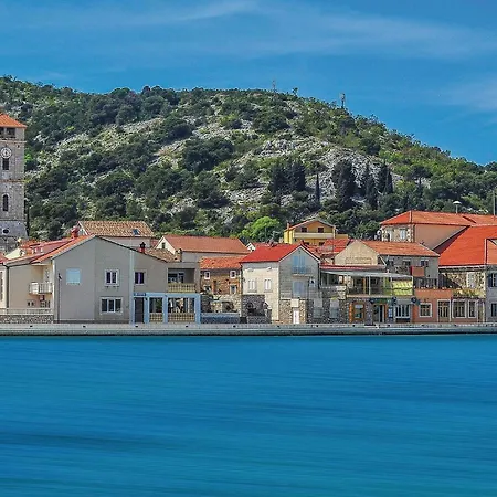 Apartamento 2 Bedroom Nice In Tisno
